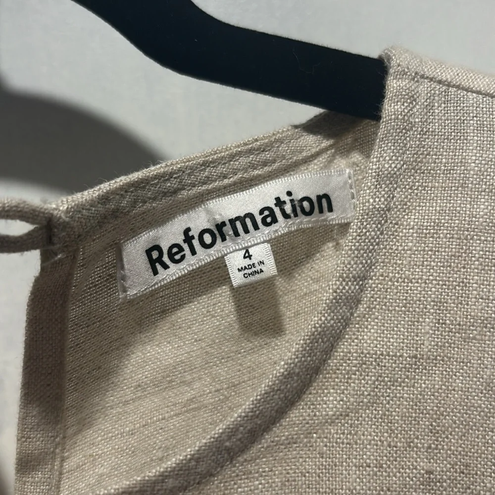 REFORMATION Naomi linen junpsuit tie waist size 4